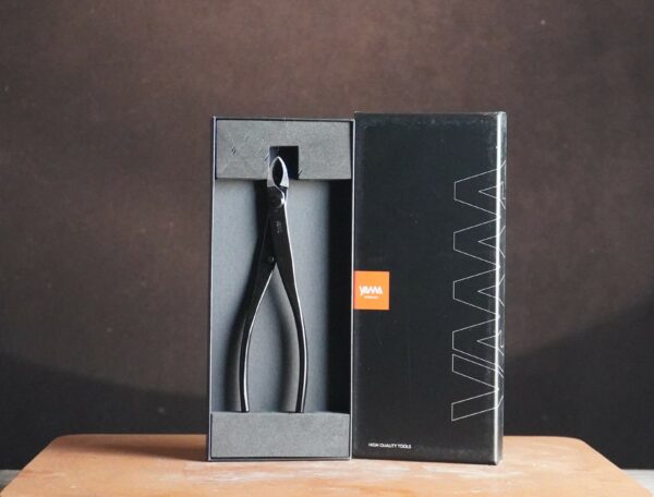 Small Black Steel Concave Cutter (Bonsai Grade) | 17,5 cm | Yama Tools